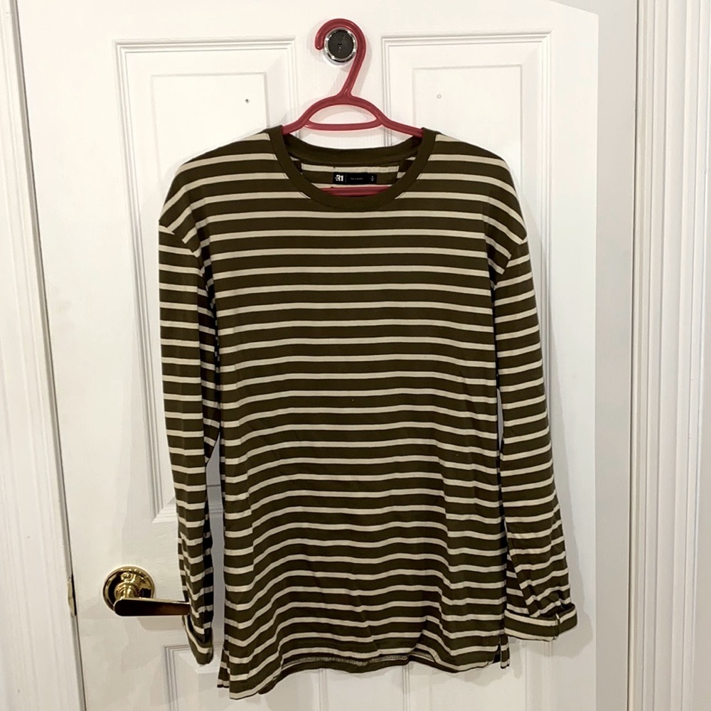 Tee-Long Sleeve Simons